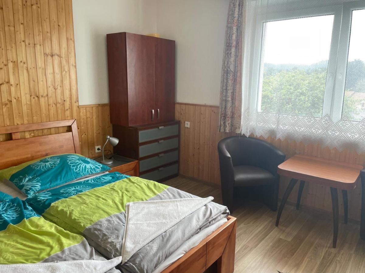 Penzion Fontána Námes nad Oslavou Exterior foto